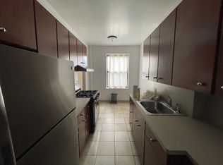 32-44 30th St #2, Astoria, NY 11106