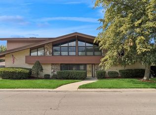 918 Augusta St, Melrose Park, IL 60160