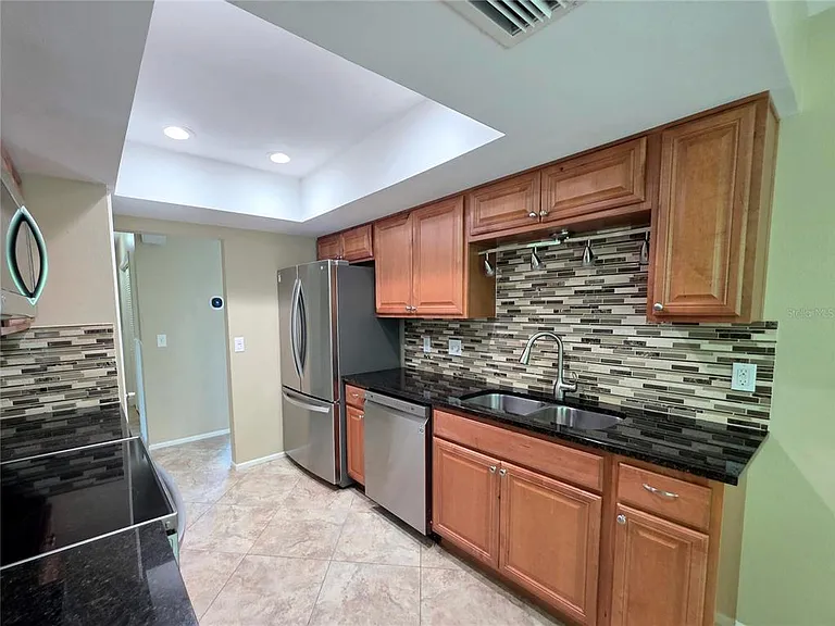 352 Pine Tree Rd — Photo 9