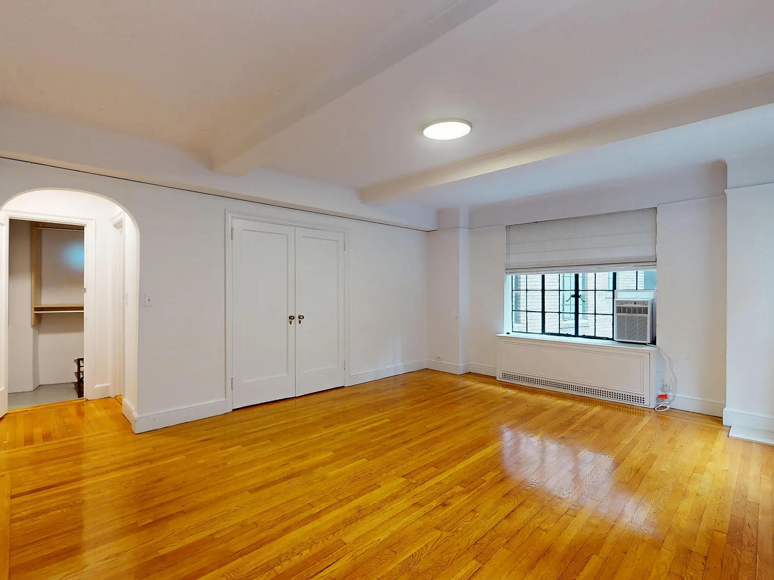 1 Christopher Street — Photo 2