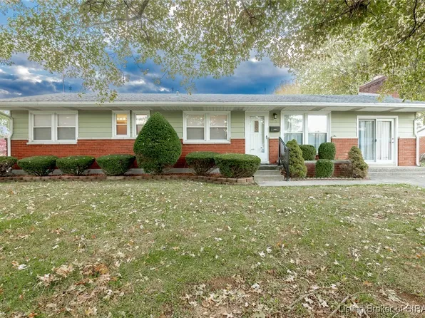 115 N Hungate Avenue, Salem, IN 47167