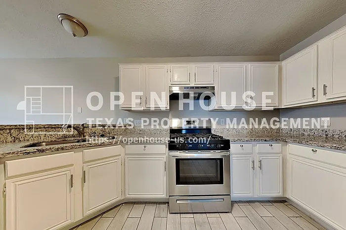 26010 Richards Rd — Photo 5