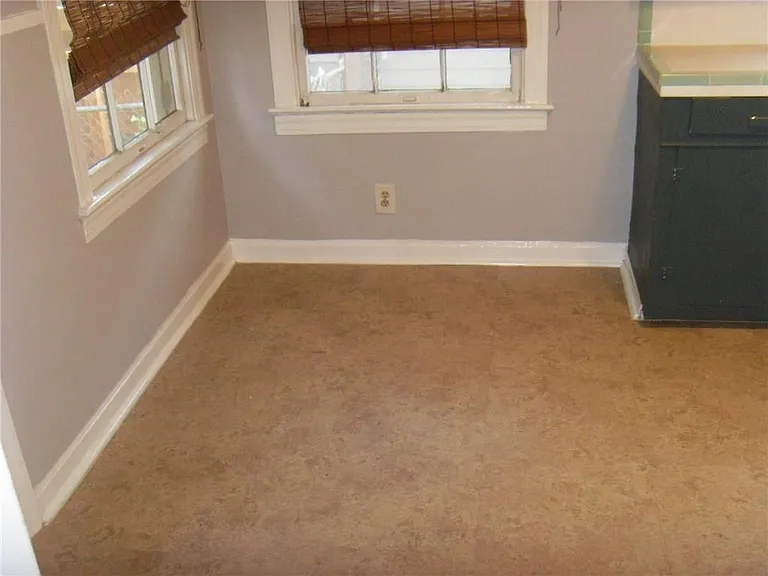 5506 Avenue G — Photo 6