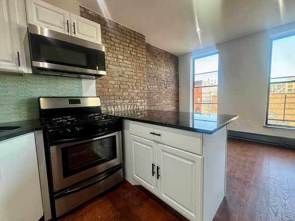 614 Lafayette Ave #2