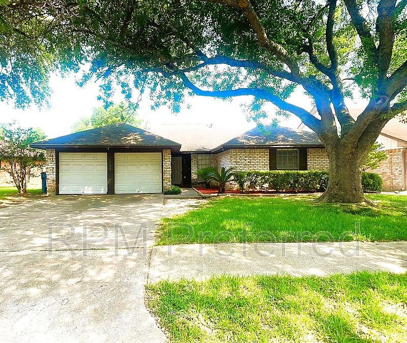 1st image of 6306 Gallant Forest Dr