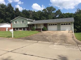 1323 Cherokee St, Jackson, MO 63755