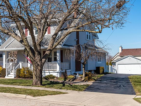 3rd image of 1223 Sharon Ave