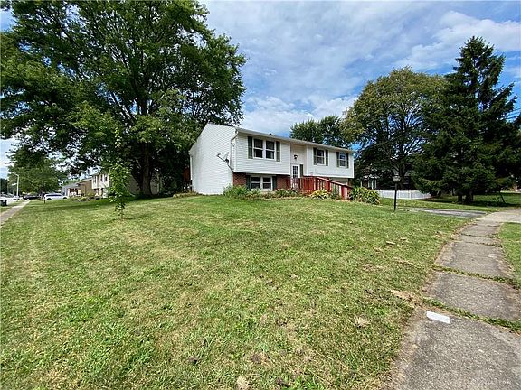 2nd image of 447 Katy Ln