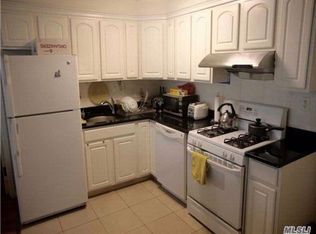 4317 Union St APT 3B, Flushing, NY 11355