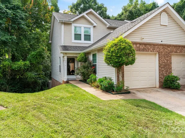 9614 Green Gable Ct, Charlotte, NC 28270