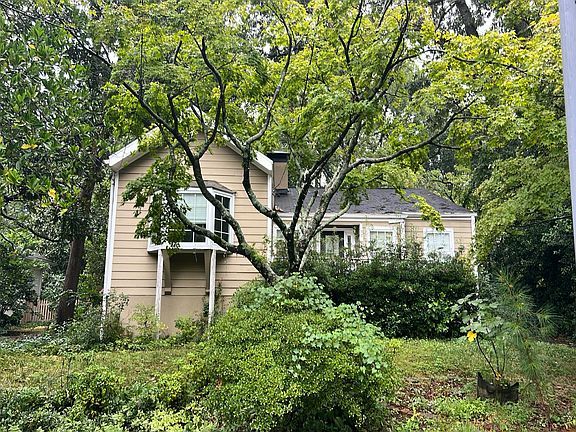 3rd image of 37 Standish Ave NW