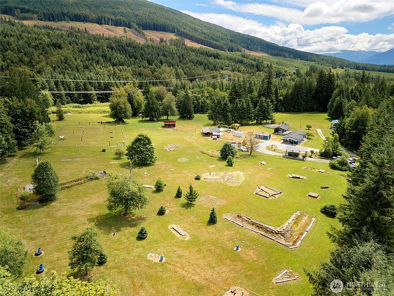 3rd image of 24893 Hansen Creek Road