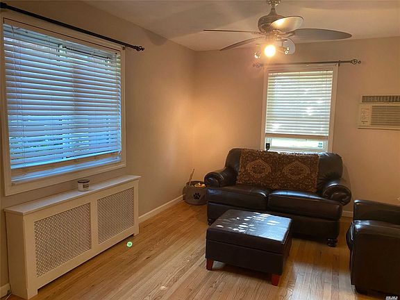4th image of 263-33 73rd Ave #97A7-1