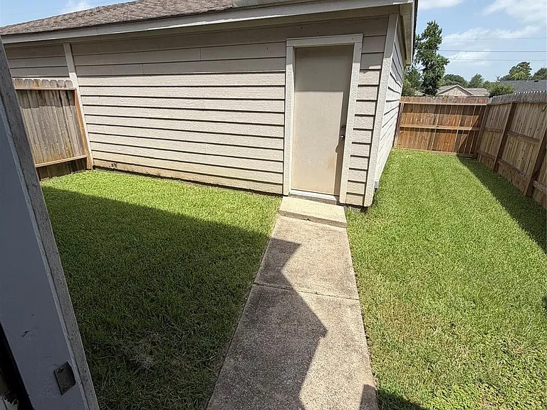 2123 Rustling Trees Way — Photo 3