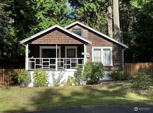 3321 Walnut Ct, Camano Island, WA 98282