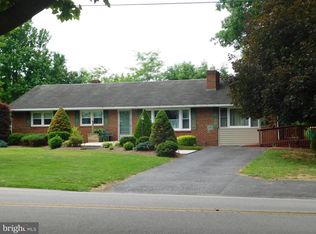 10268 Amsterdam Rd, Waynesboro, PA 17268