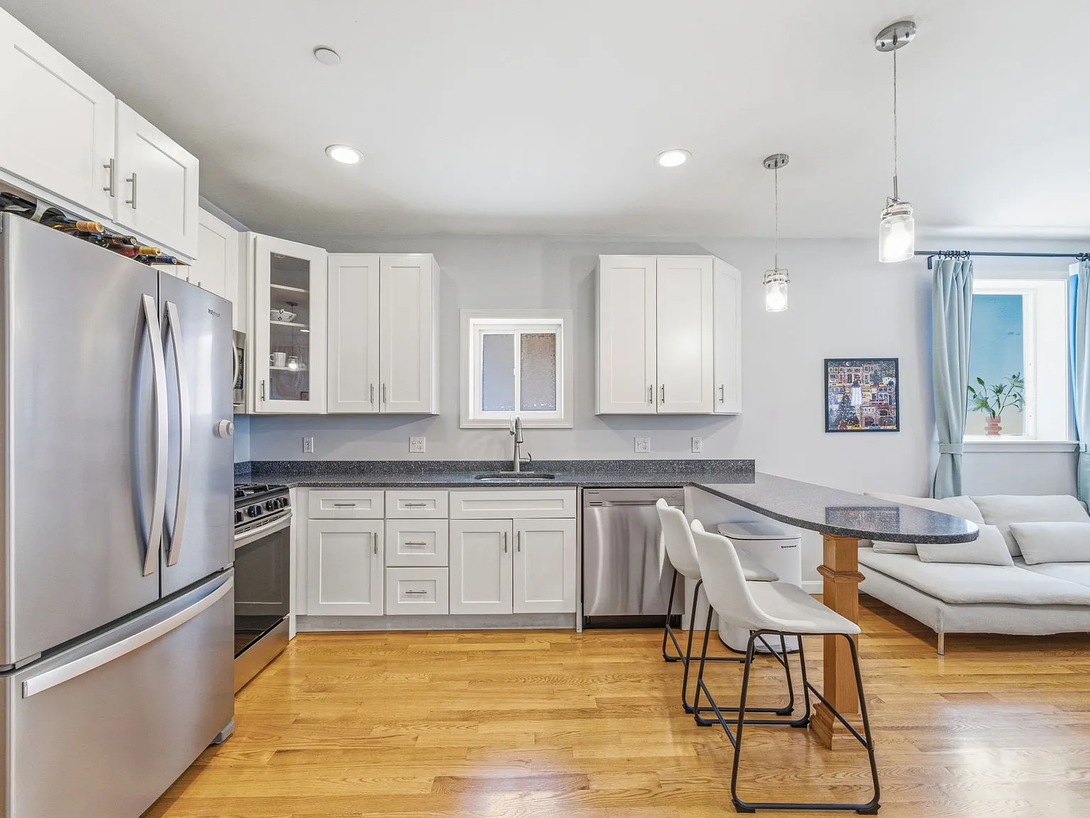 1 bed, 660 sqft, $2,500 — Photo 2