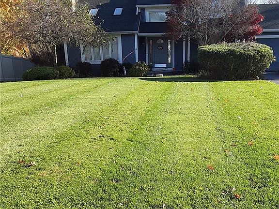 5th image of 6 Pond Valley Cir