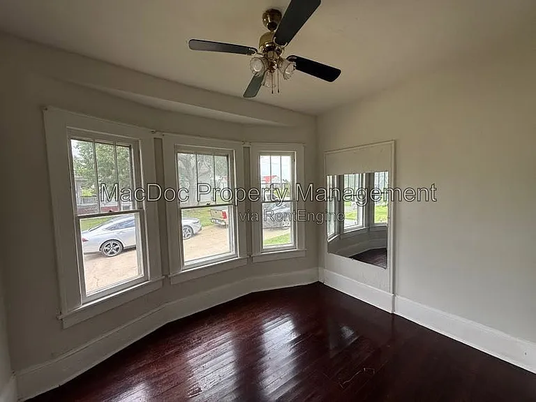 1013 Terrace St — Photo 9