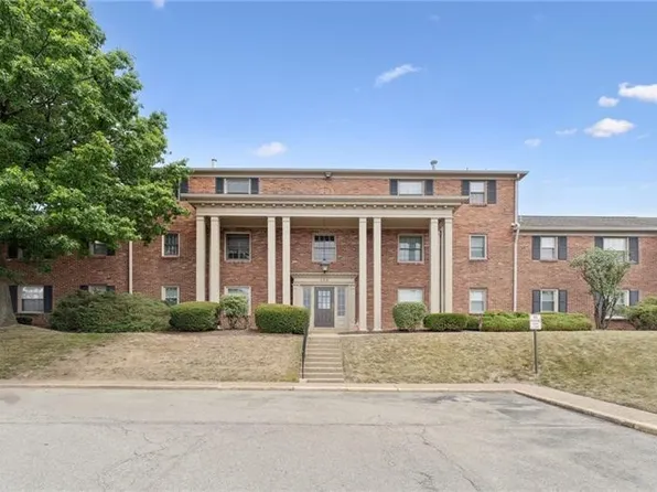126 Jamestown Ct APT F, Pittsburgh, PA 15216