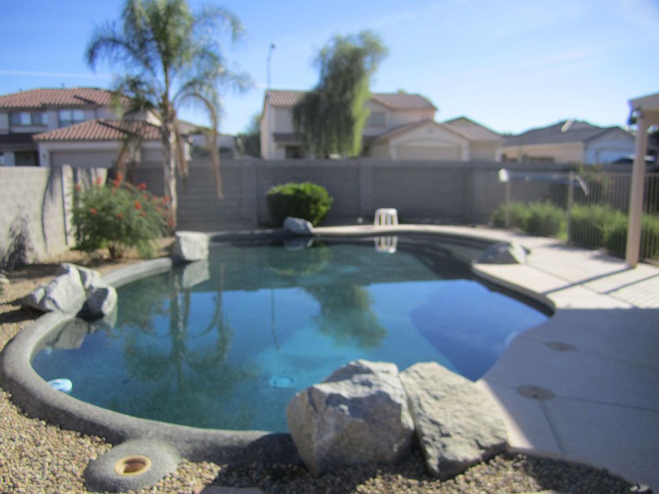 1st image of 10512 W Jessie Ln