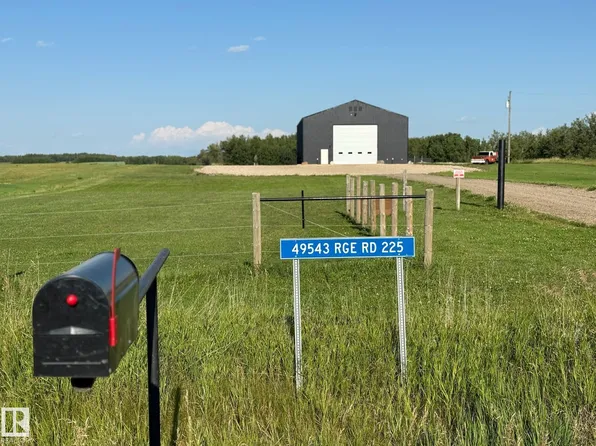 49543 Range Road 225, Leduc County, AB T0B 3M1