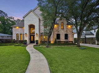 22 Knipp Rd, Houston, TX 77024