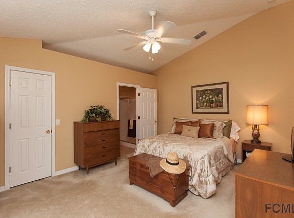 4th image of 32 Rybark Ln