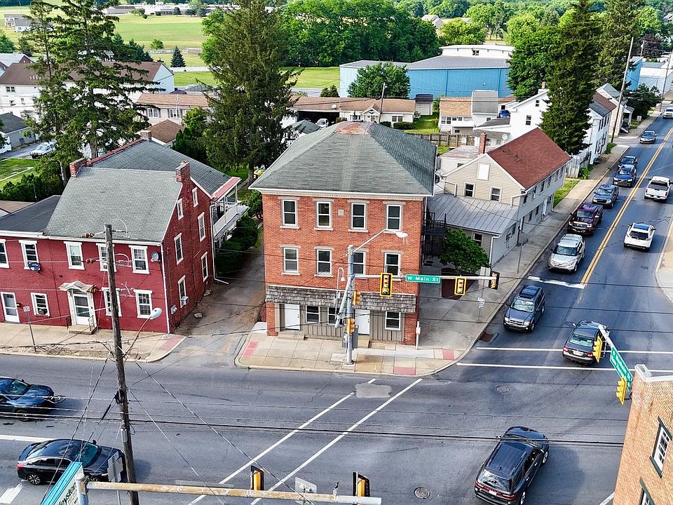 1st image of 101 W Main St