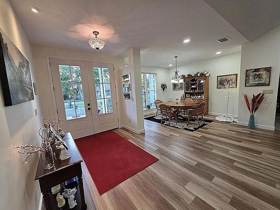 4th image of 2719 BROOKLINE AVENUE