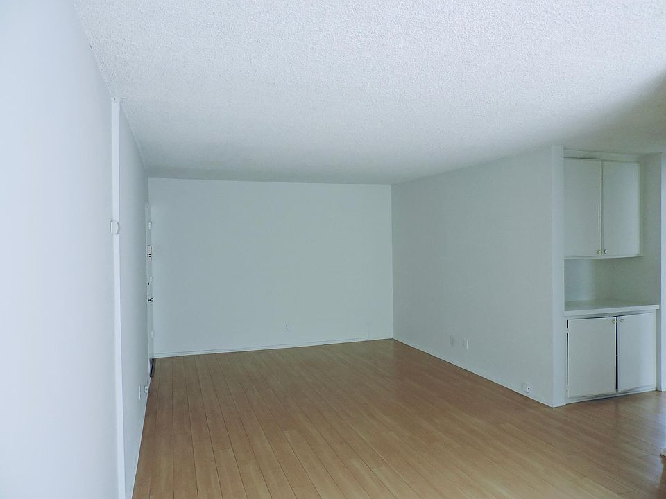 1st image of 3362 Keystone Ave APT 8