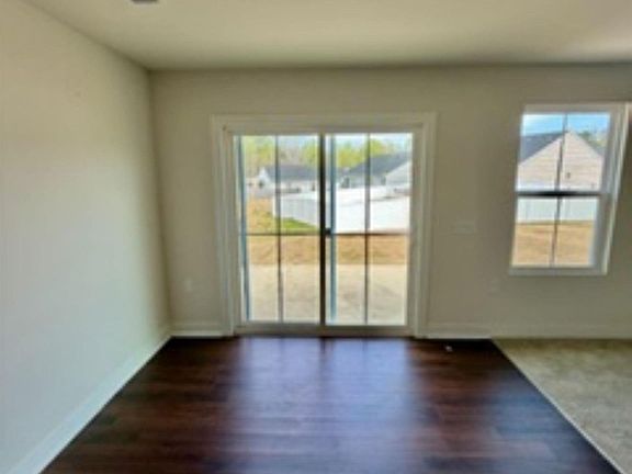 5th image of 640 Olivia Springs Dr
