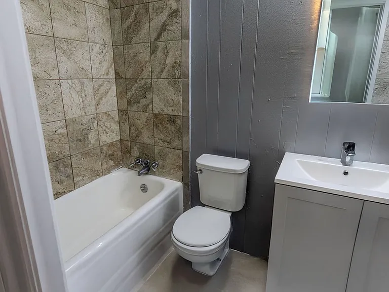 2325 Spain St #2325 — Photo 14