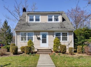 58 Brooklake Rd, Madison, NJ 07940