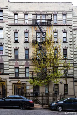 Rented by Oxford Property Group | media 12