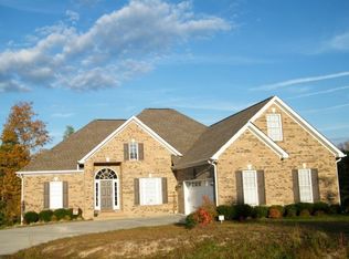 424 Eagle Lair Dr, Rock Hill, SC 29730