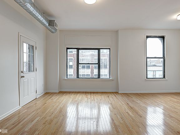 5th image of 2214 W 18th Pl #3S