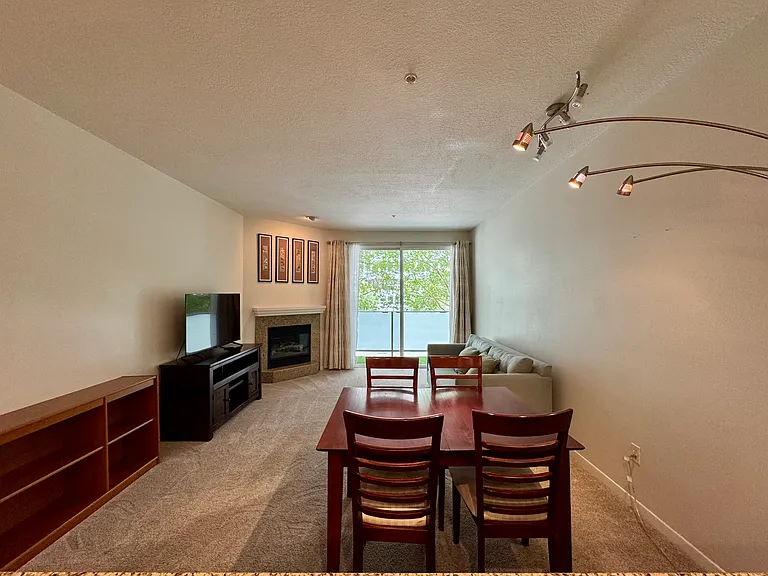 160 S Hudson Ave #211 — Photo 13