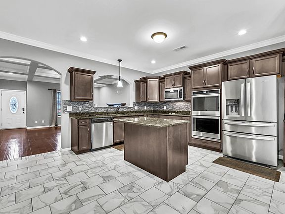 5th image of 1111 Terraceside Cir