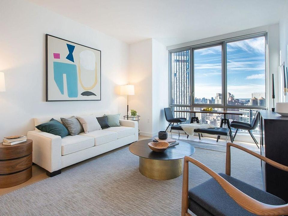 1st image of 160 Madison Ave APT 32A