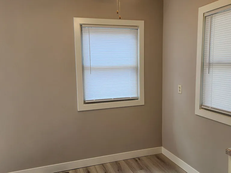 1311 S 49th St — Photo 11