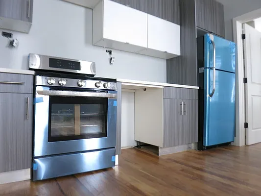 Rented by MNS | media 17