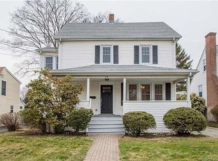 74 Fennbrook Rd, West Hartford, CT 06119