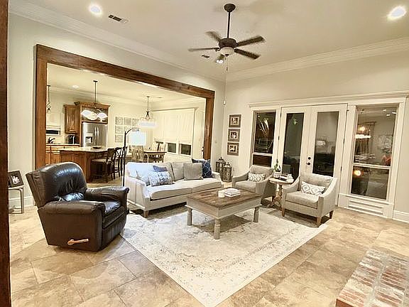 2nd image of 10346 Indian Creek Dr