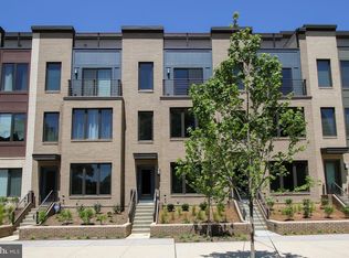10451 Fernwood Rd, Bethesda, MD 20817