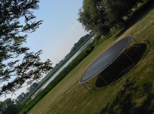 1422 Eagle Ridge Dr, Antioch, IL 60002