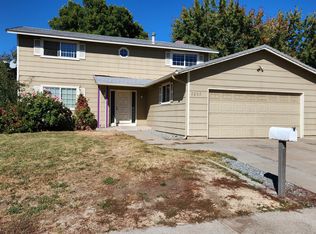 3253 Clan Alpine Dr, Sparks, NV 89434