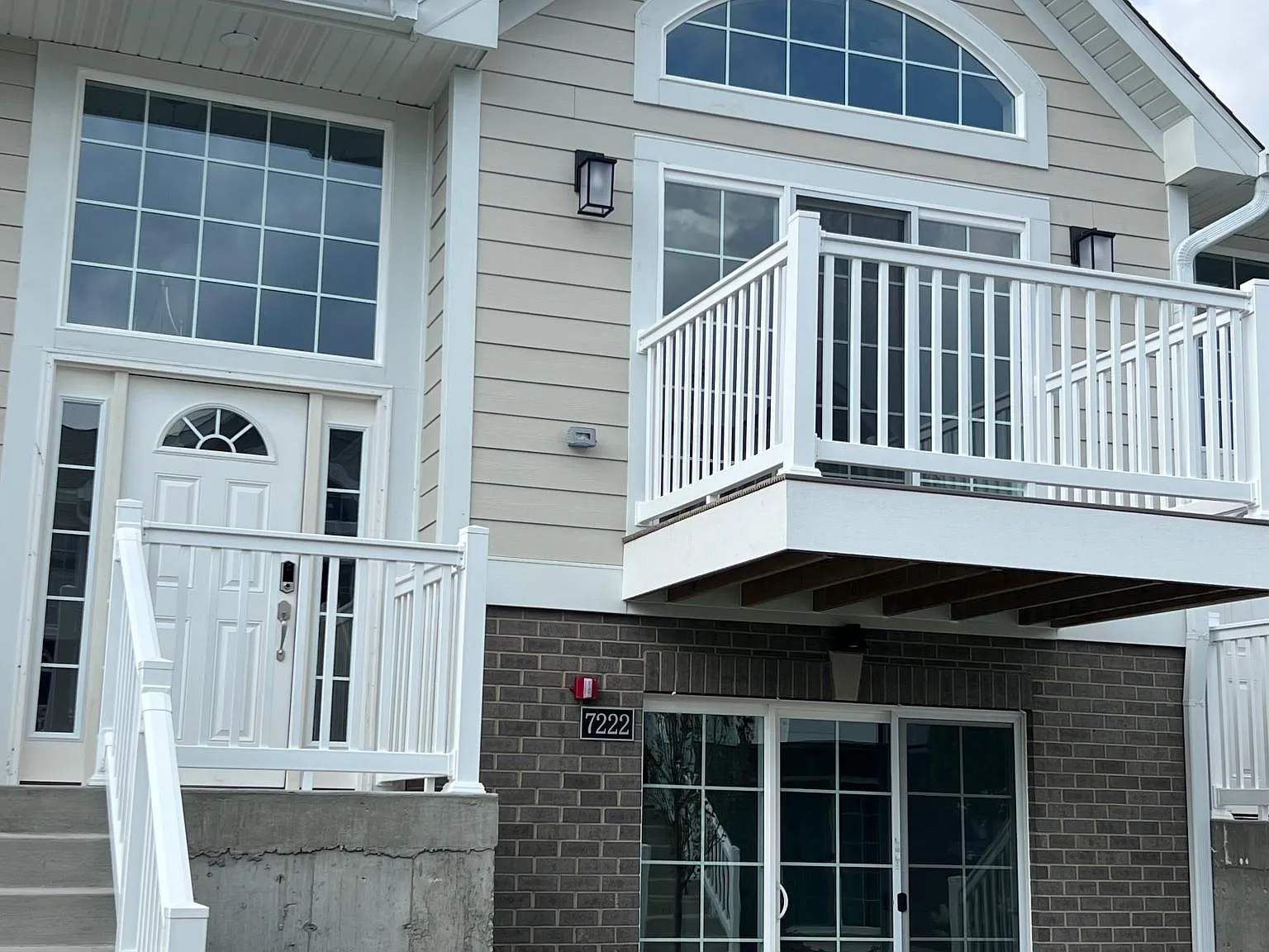 Farmstead Ln, Hanover Park — Photo 2