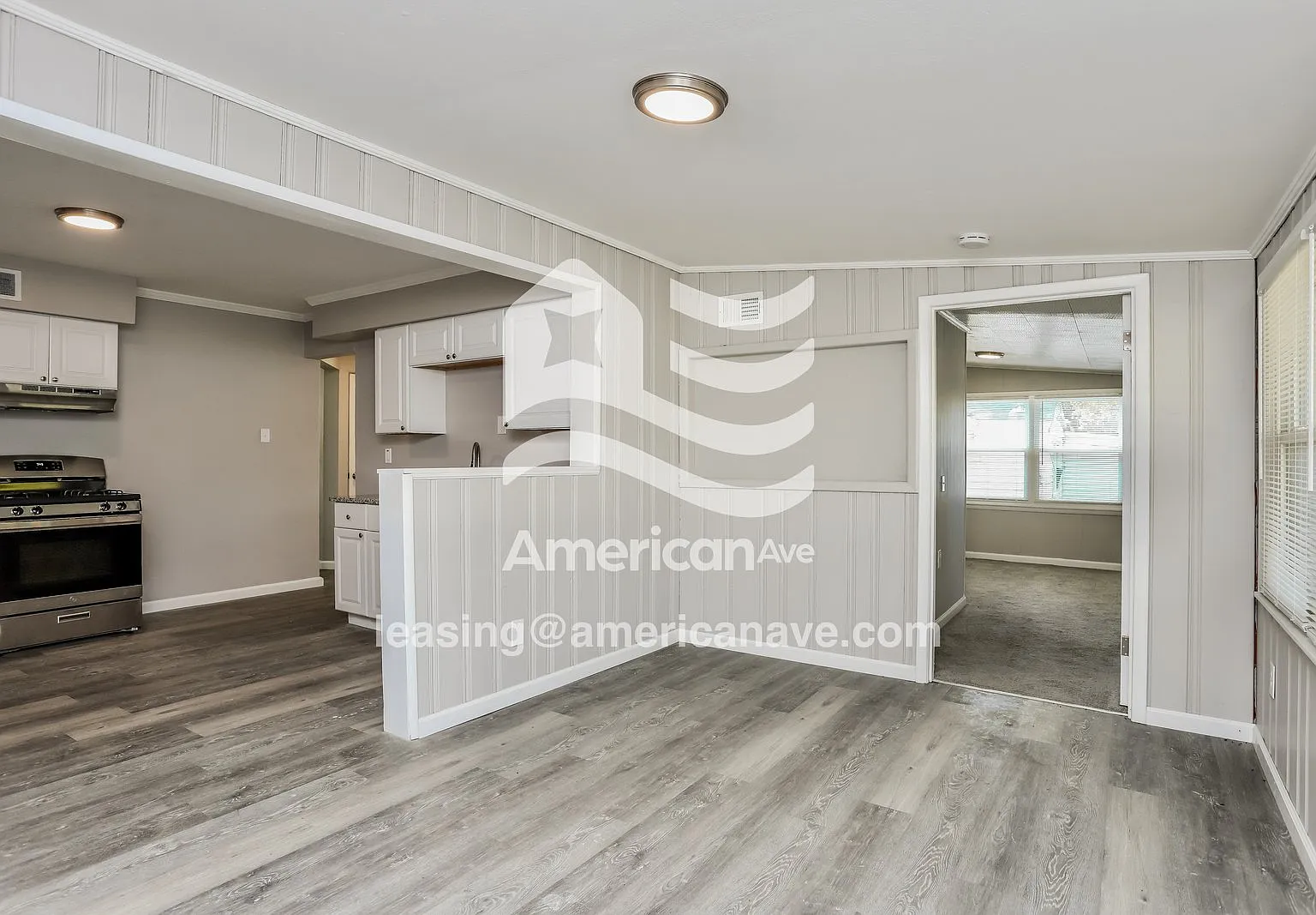 3 bed, 1.5 bath, 1290 sqft, $1,381 — Photo 3