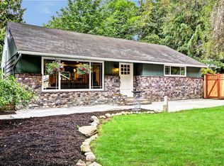 22425 SE May Valley Rd, Issaquah, WA 98027